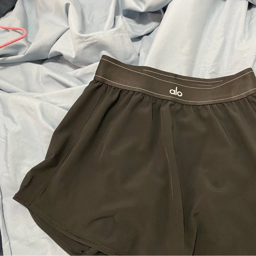 ALO Yoga sleek comfortable